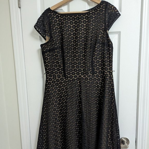 NWT Black Lace Dress - Black Label by Evan-Picone  12 - Picture 1 of 8